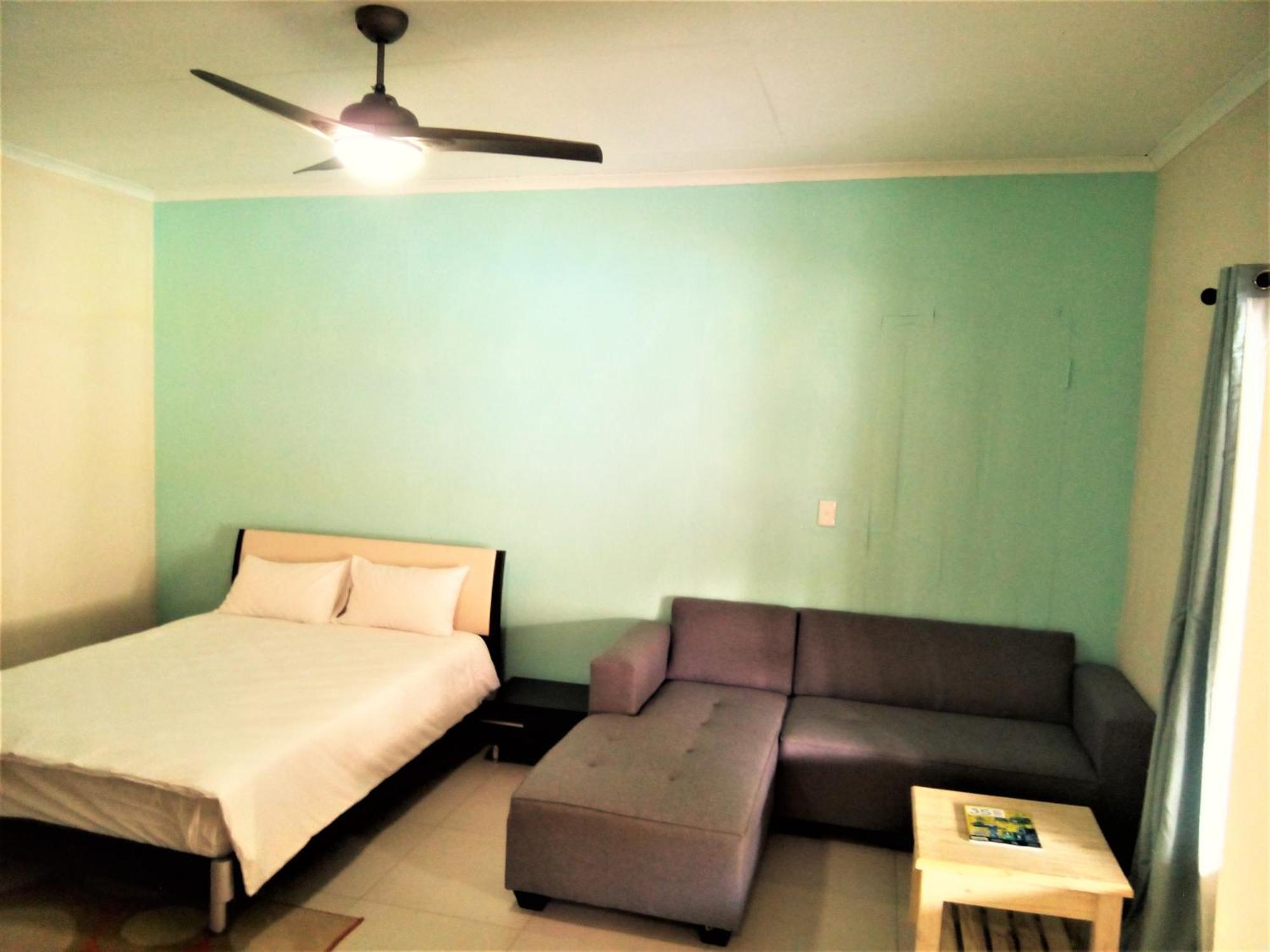 Afrikawisa At O.R. Tambo International Airport Bed and Breakfast Kempton Park Værelse billede