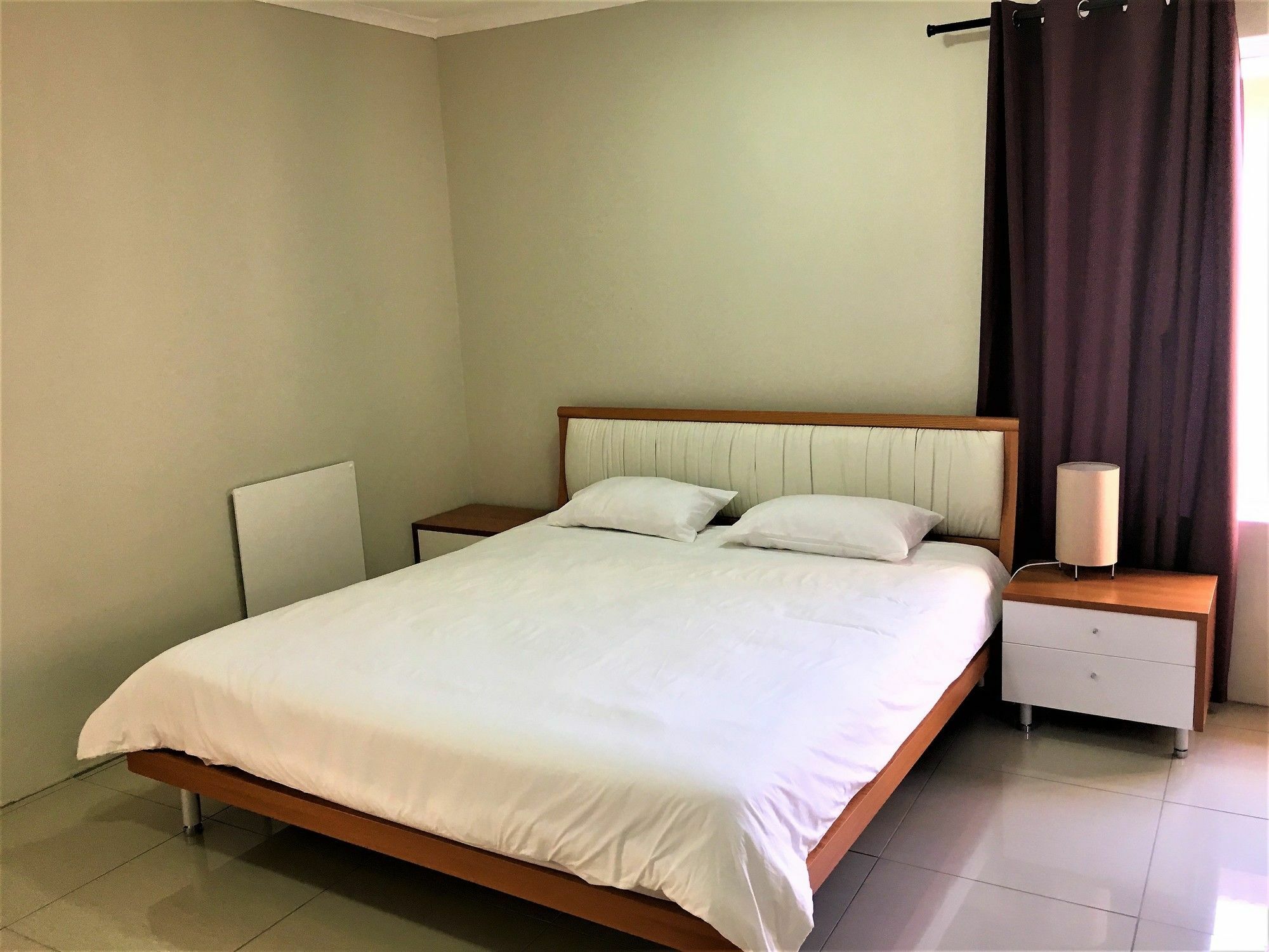 Afrikawisa At O.R. Tambo International Airport Bed and Breakfast Kempton Park Eksteriør billede